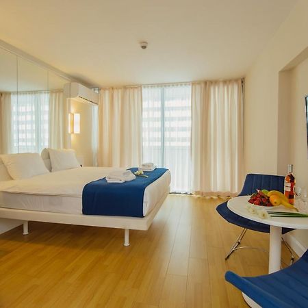 Orbi City - A & С Apartment บาทูมิ ภายนอก รูปภาพ