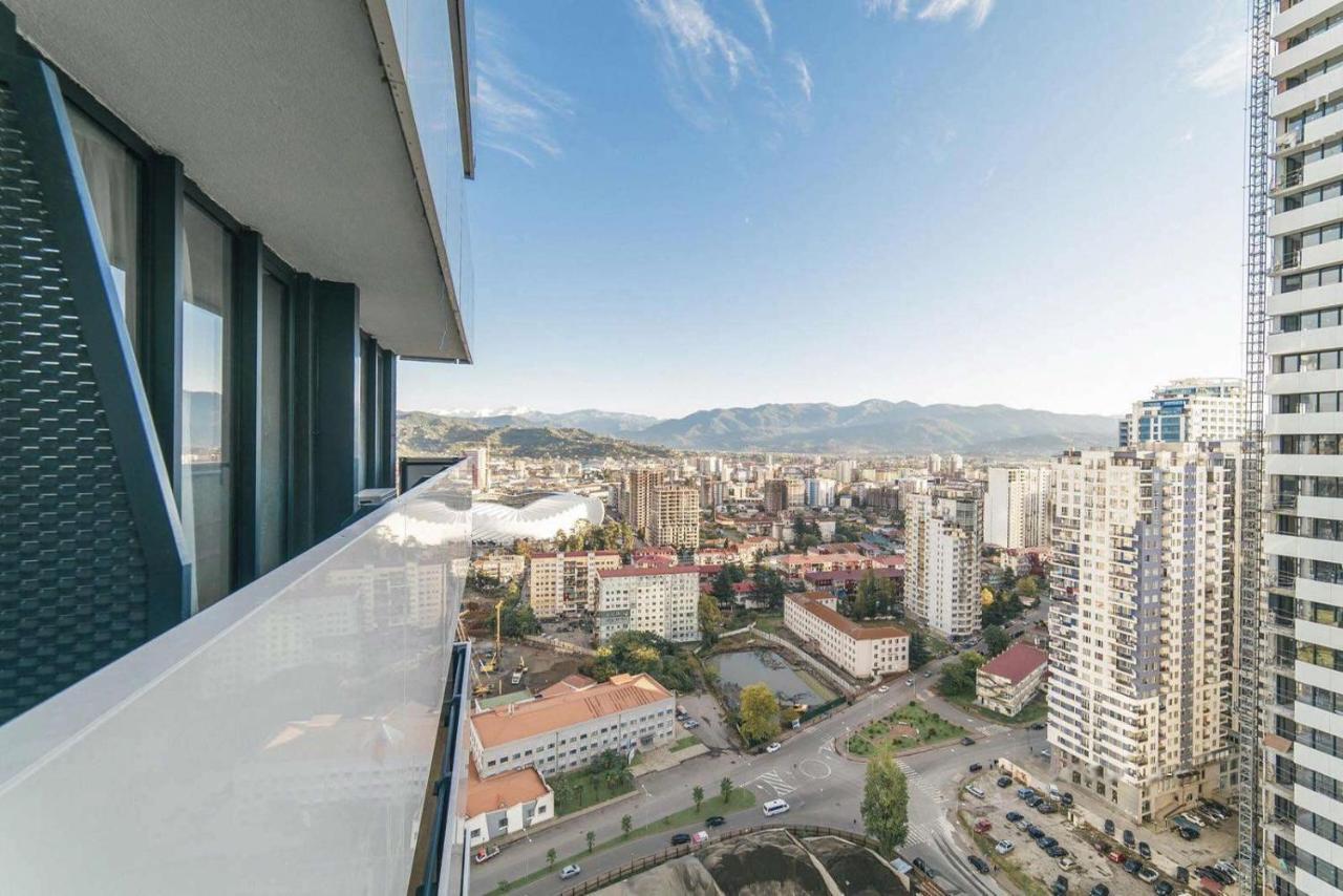 Orbi City - A & С Apartment บาทูมิ ภายนอก รูปภาพ