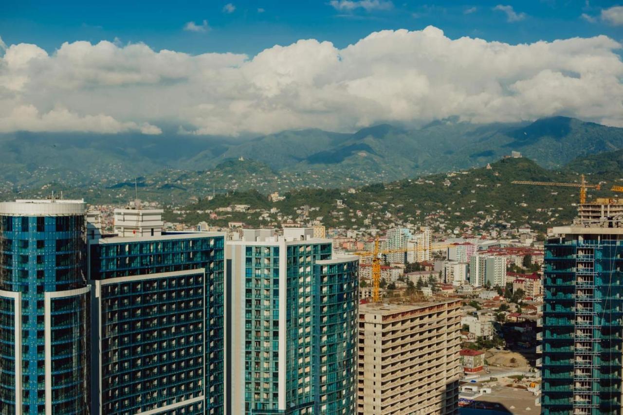 Orbi City - A & С Apartment บาทูมิ ภายนอก รูปภาพ