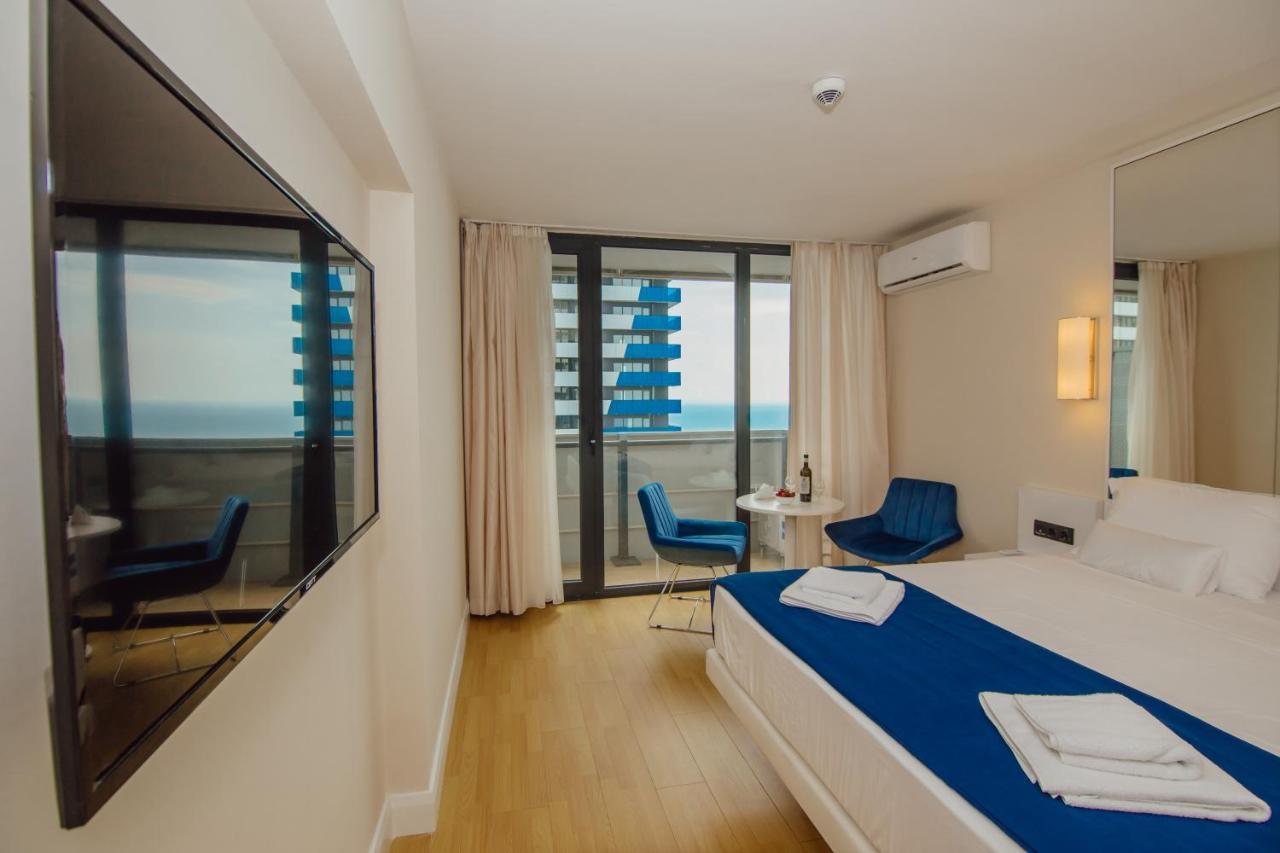 Orbi City - A & С Apartment บาทูมิ ห้อง รูปภาพ